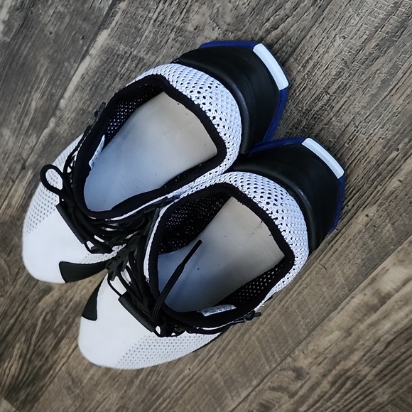 Y-3 shoes - Picture 4 of 4